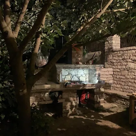 Villa Maria Basho Gjirokastër
