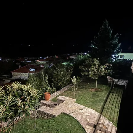 Maria Basho Villa Gjirokastër